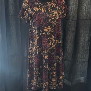🌸 LuLaRoe Carly